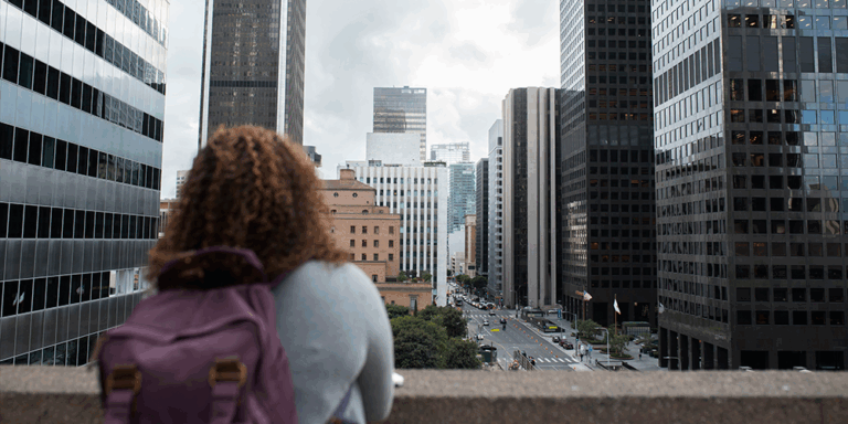 Direito à moradia em ocupações urbanas